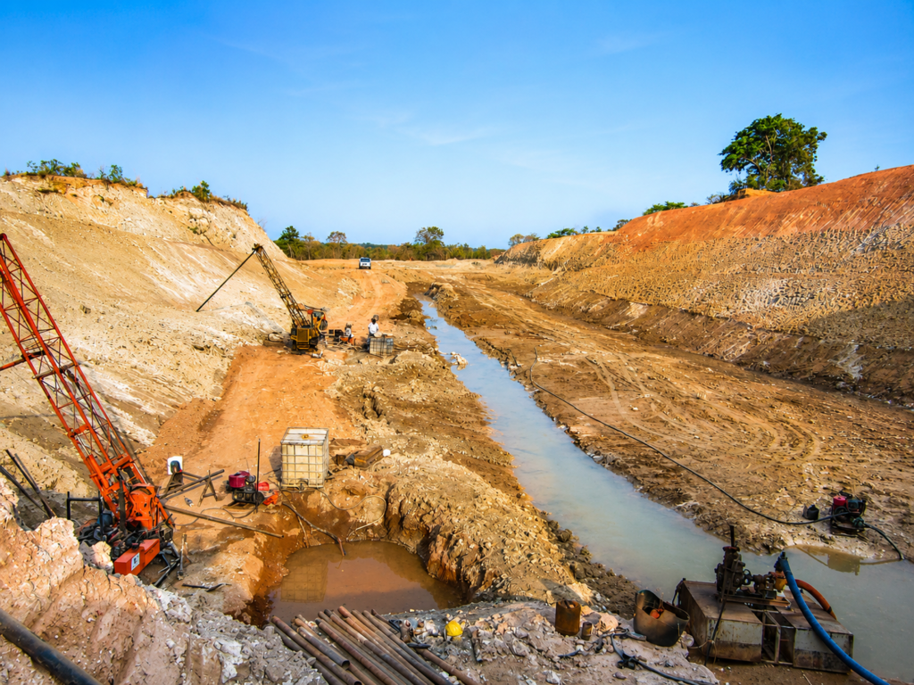 Almas Gold Project